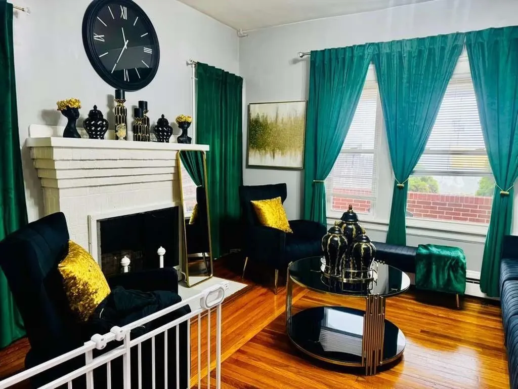 2 Parkview Avenue Providence RI 02905