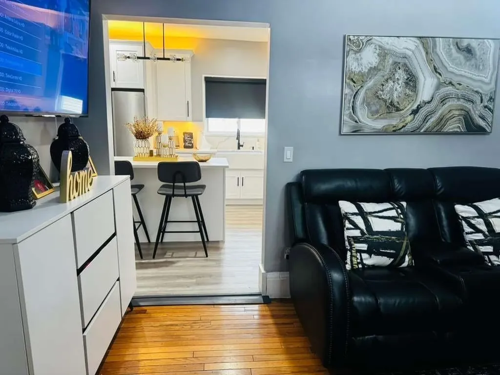 2 Parkview Avenue Providence RI 02905