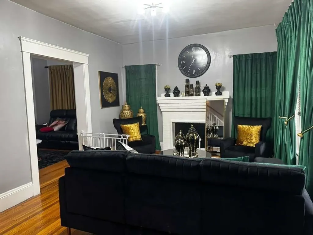2 Parkview Avenue Providence RI 02905