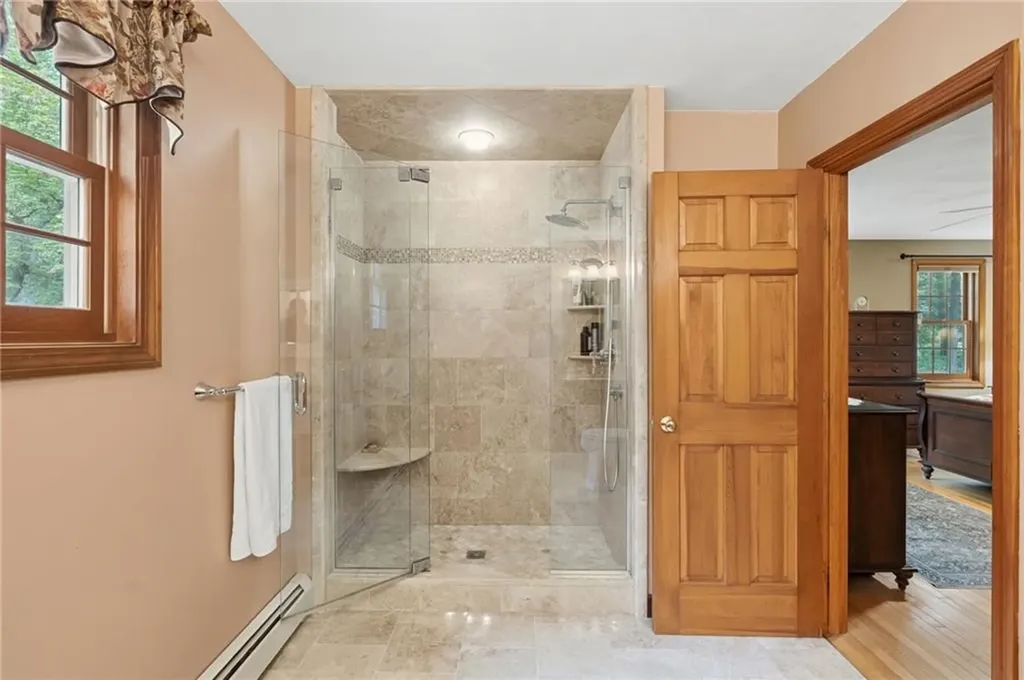 20 Follett Street North Smithfield RI 02896