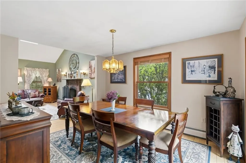 20 Follett Street North Smithfield RI 02896