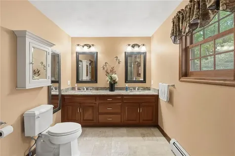 20 Follett Street North Smithfield RI 02896