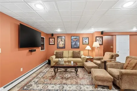 20 Follett Street North Smithfield RI 02896