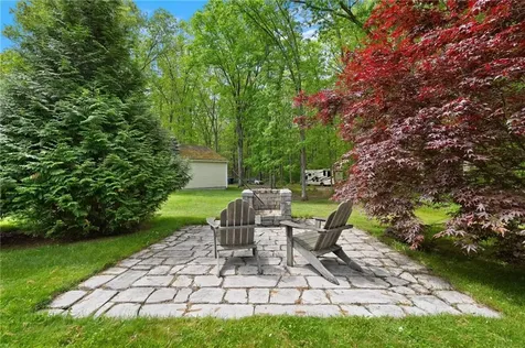 20 Follett Street North Smithfield RI 02896