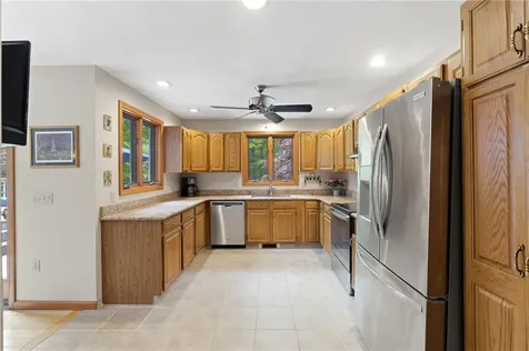20 Follett Street North Smithfield RI 02896