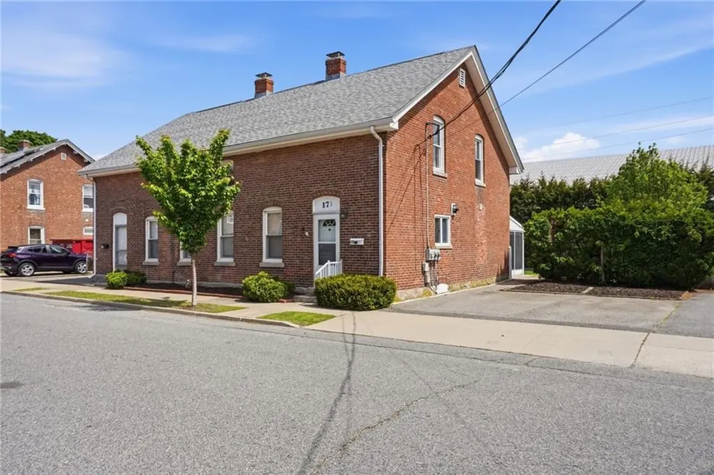 17 Victory Street Cumberland RI 02864