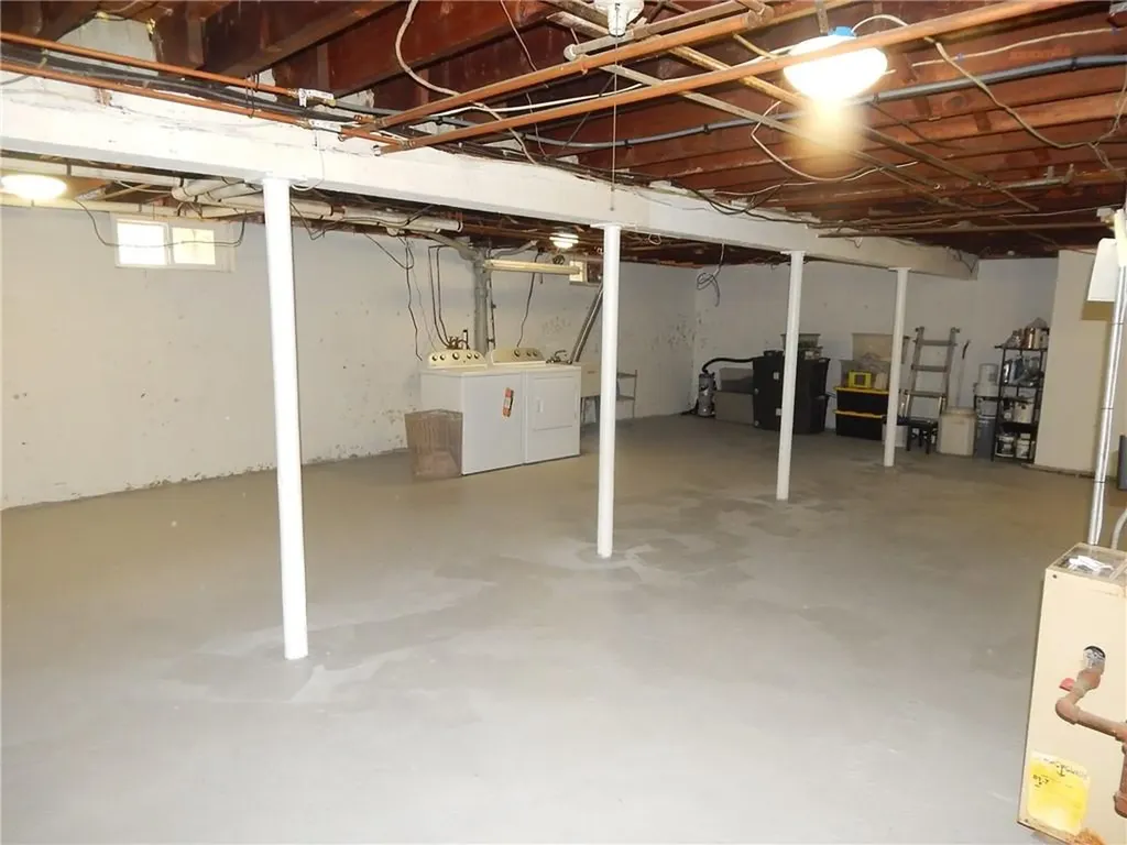 225 Leah Street Providence RI 02908