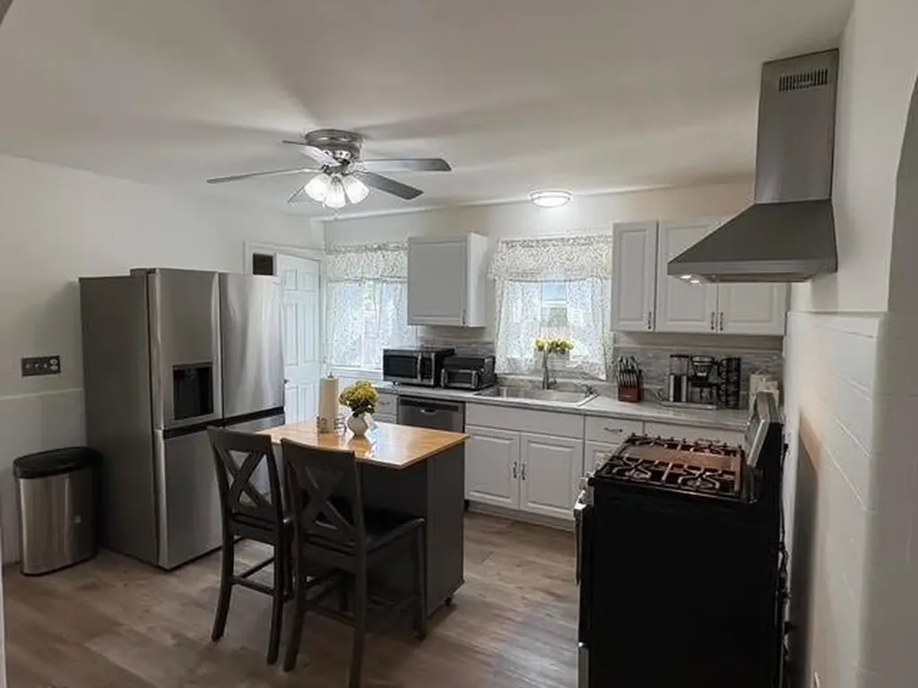 225 Leah Street Providence RI 02908
