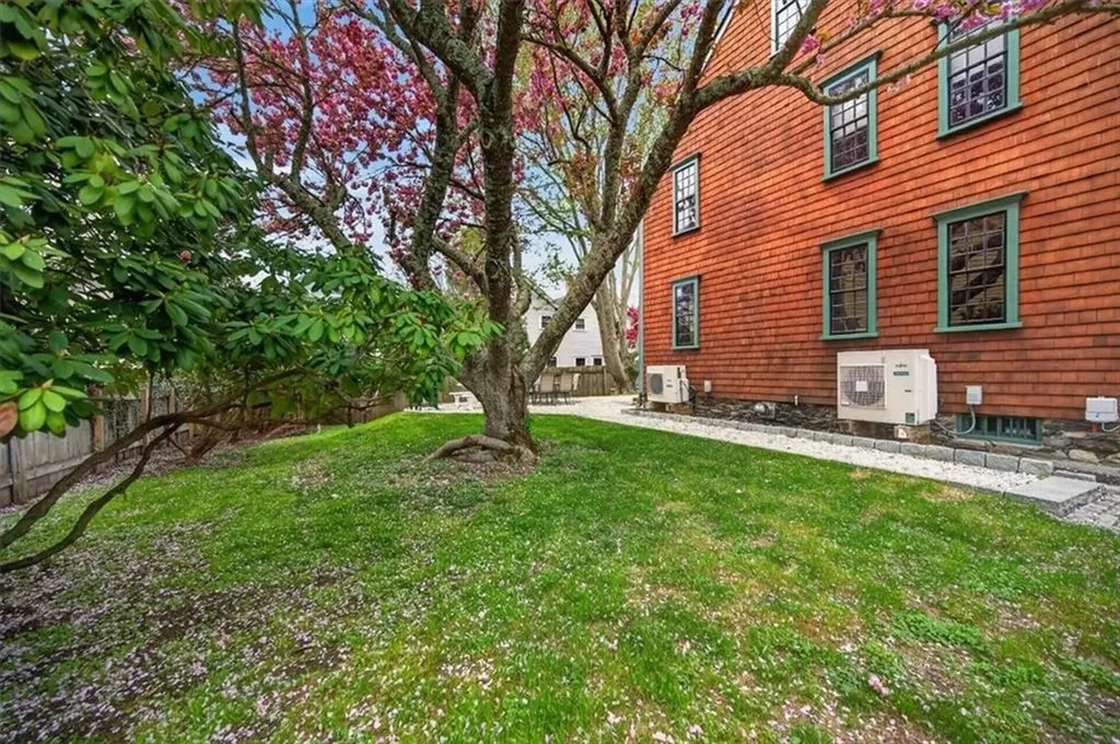 9 Thames Street Newport RI 02840
