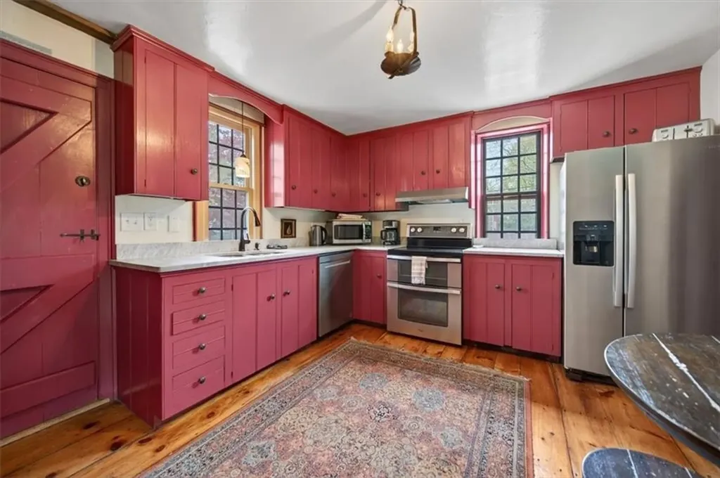 9 Thames Street Newport RI 02840