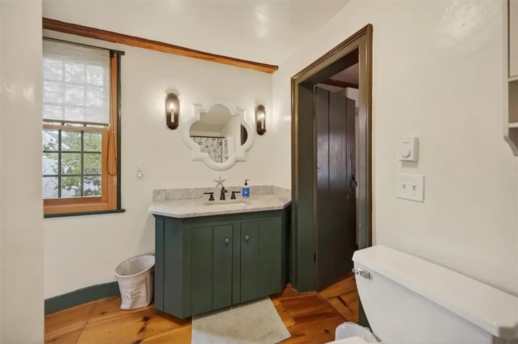 9 Thames Street Newport RI 02840