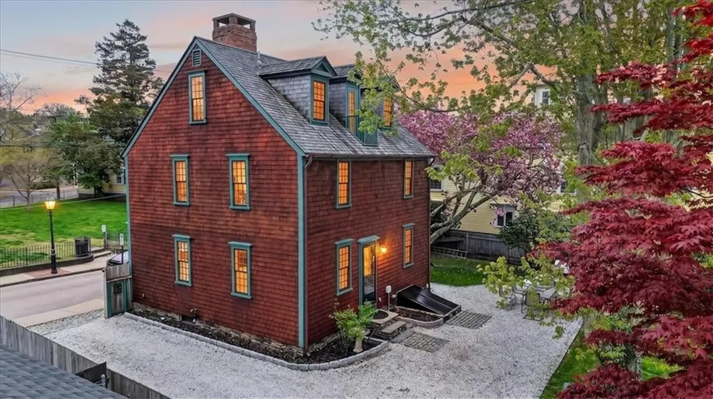 9 Thames Street Newport RI 02840