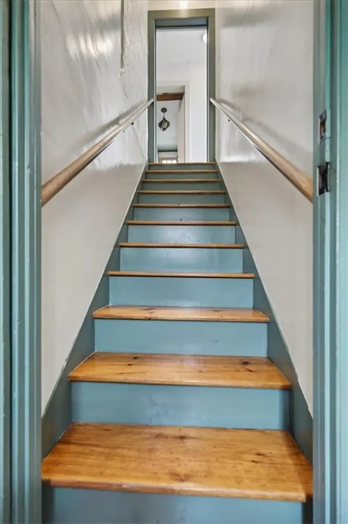 9 Thames Street Newport RI 02840
