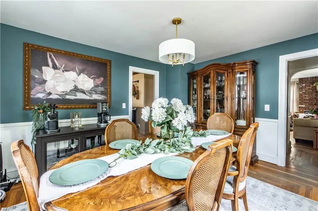 75 Knotty Oak Road Coventry RI 02816