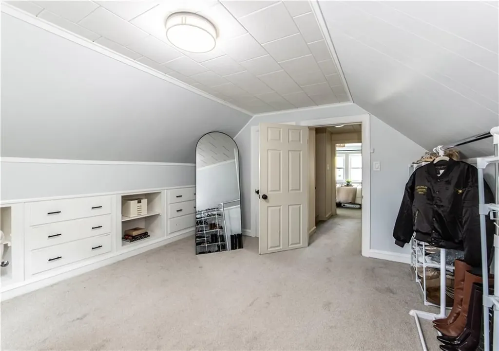 75 Knotty Oak Road Coventry RI 02816