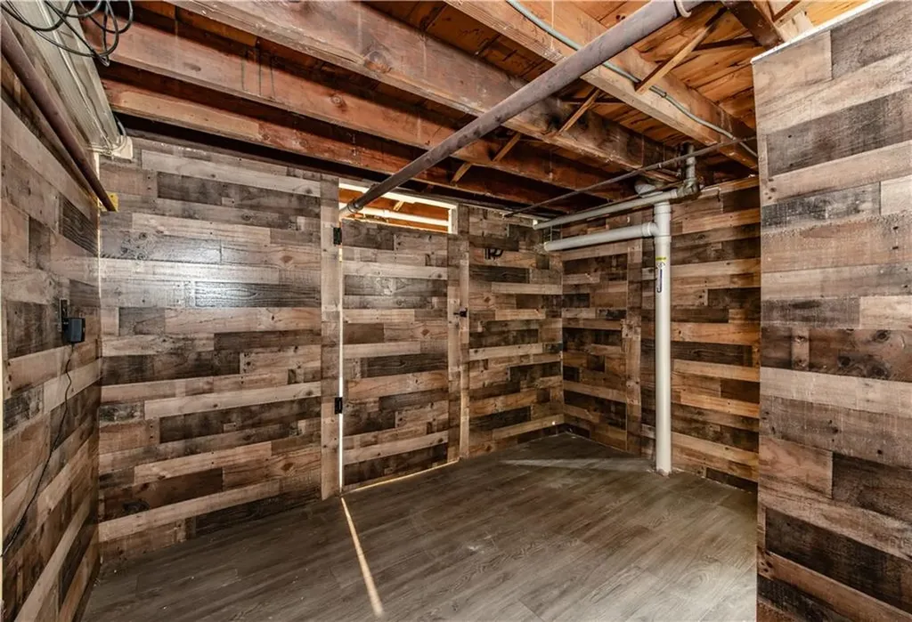 75 Knotty Oak Road Coventry RI 02816