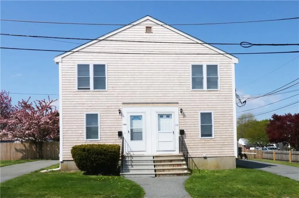 16 Race Street Middletown RI 02842