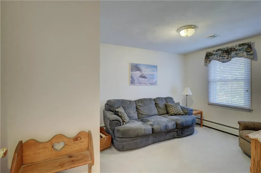 60 North Street Cranston RI 02920