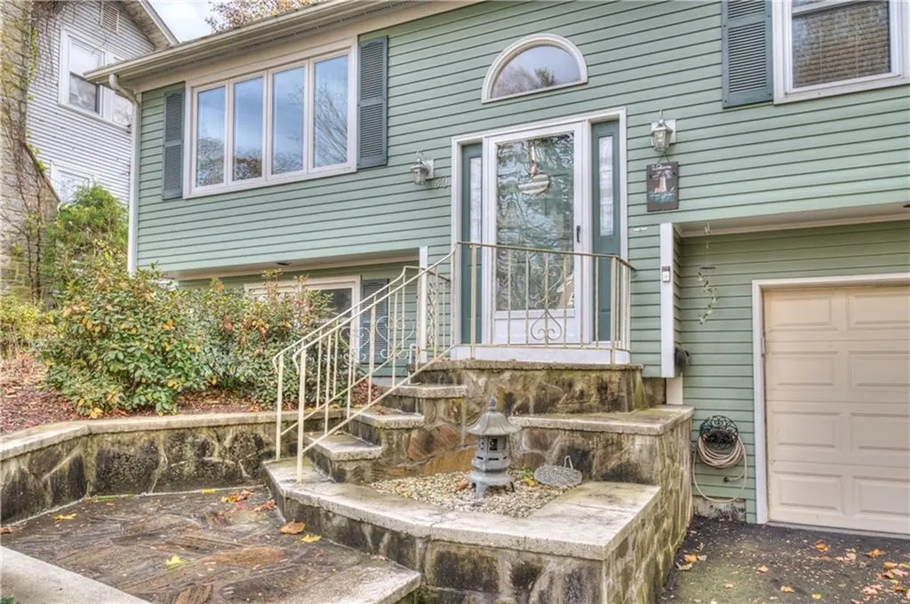 60 North Street Cranston RI 02920