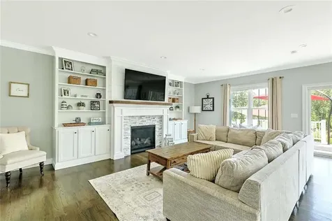 1 West Farm Road Smithfield RI 02917
