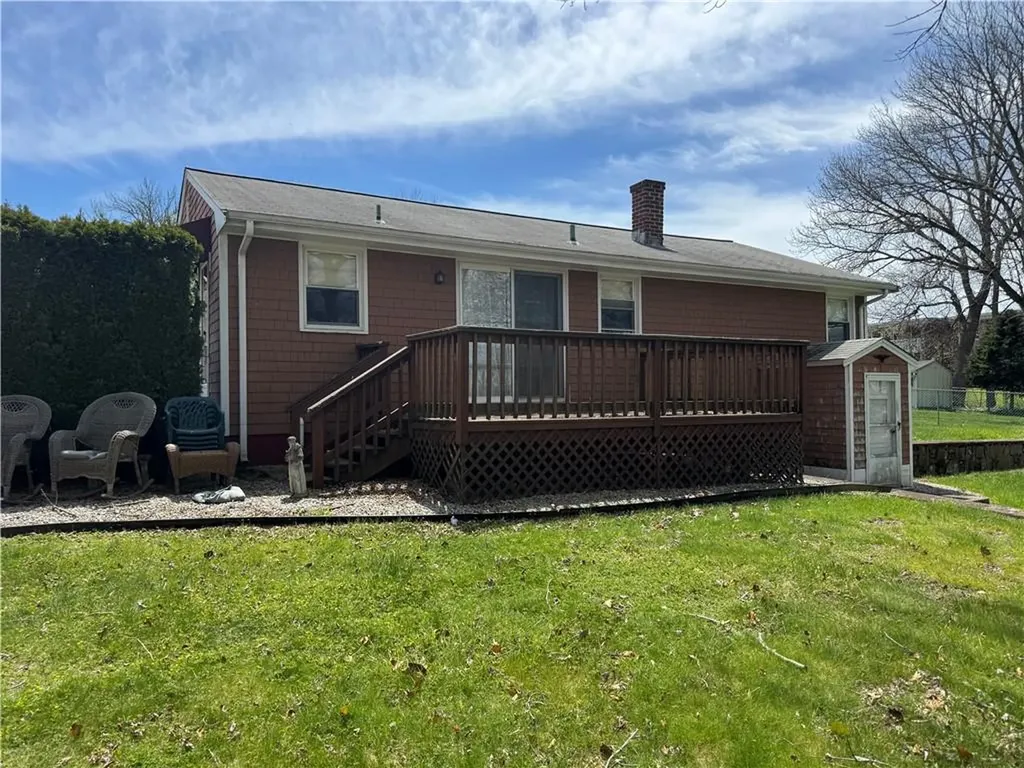 18 Almeida Drive Warren RI 02885