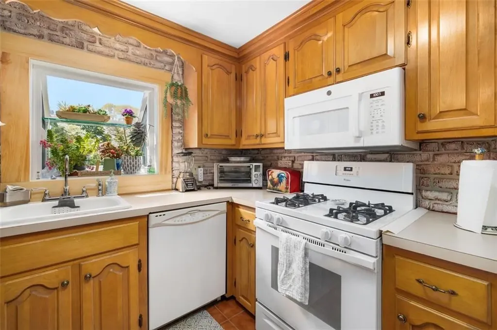 25 John Street North Providence RI 02904