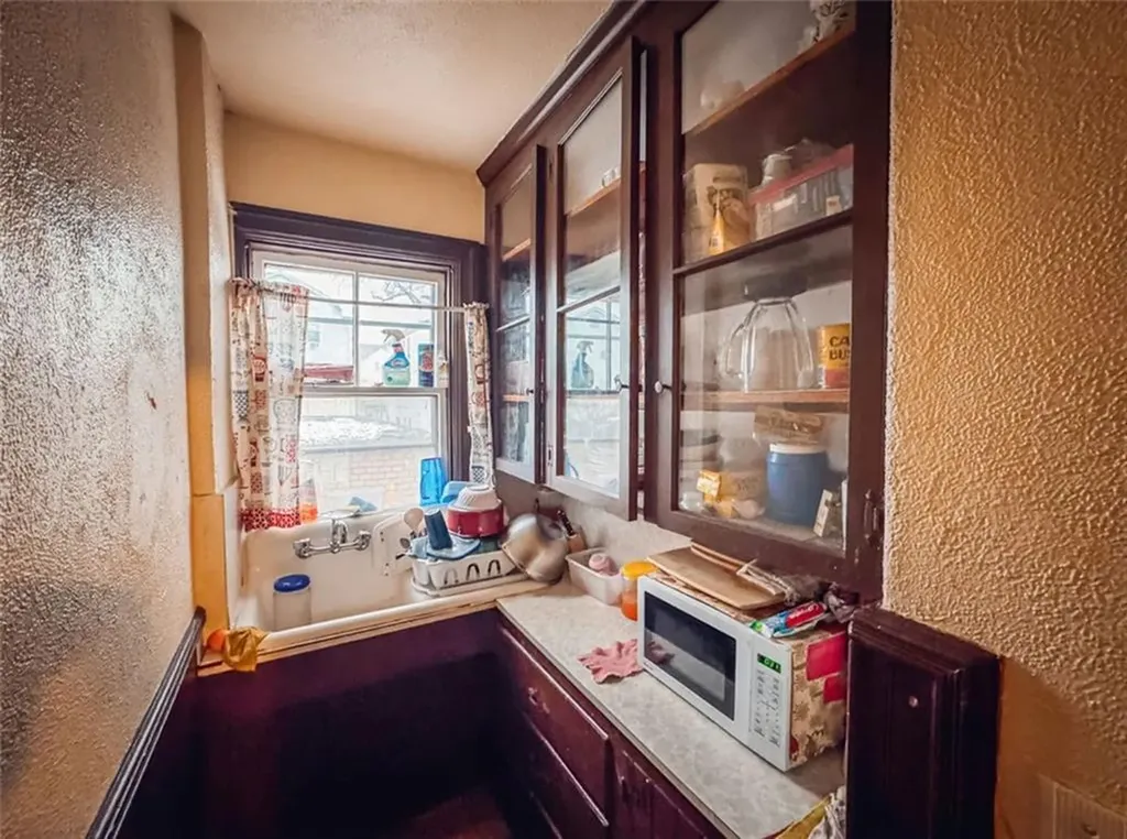 45 47 Ayrault Street Providence RI 02908
