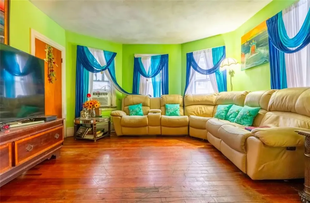 45 47 Ayrault Street Providence RI 02908