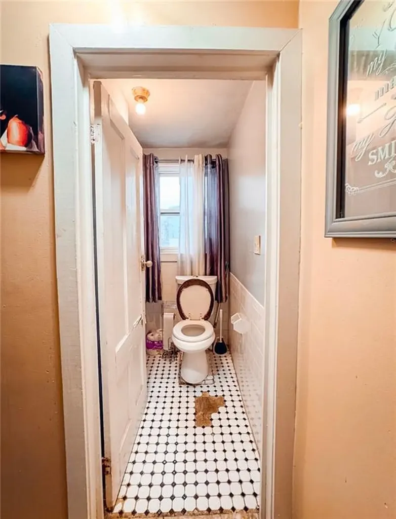 45 47 Ayrault Street Providence RI 02908