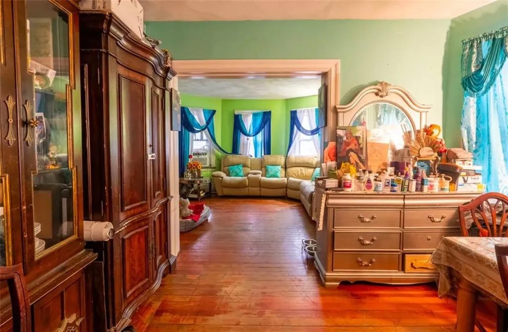 45 47 Ayrault Street Providence RI 02908