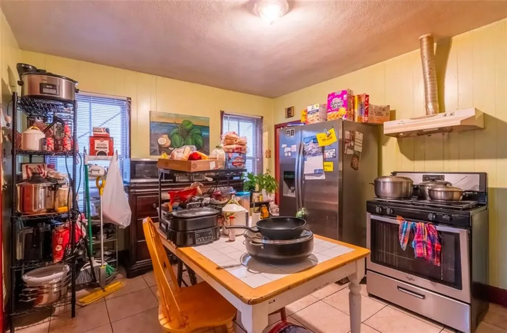 45 47 Ayrault Street Providence RI 02908