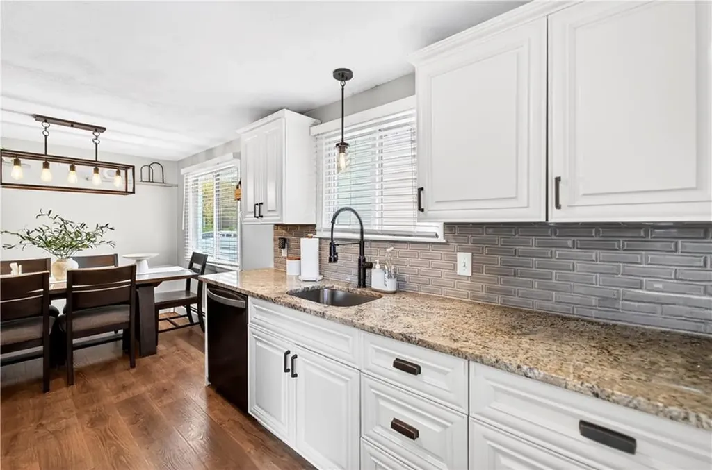 89 Royal Avenue Cranston RI 02920