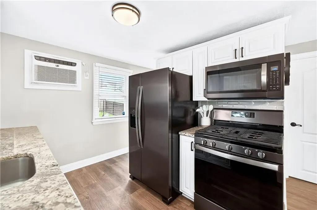 89 Royal Avenue Cranston RI 02920