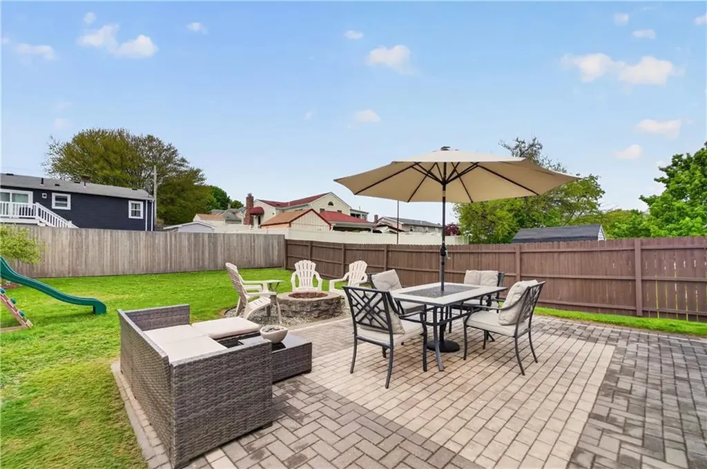 89 Royal Avenue Cranston RI 02920