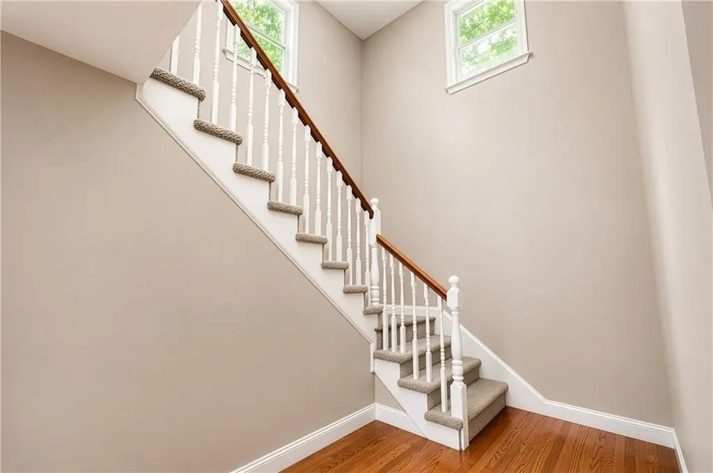 65 Redland Avenue East Providence RI 02916