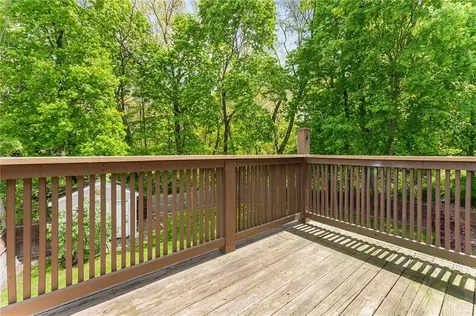 65 Redland Avenue East Providence RI 02916