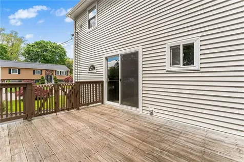 65 Redland Avenue East Providence RI 02916