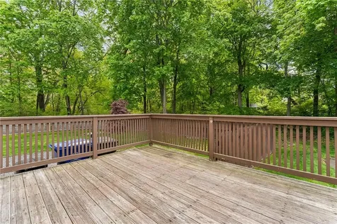 65 Redland Avenue East Providence RI 02916