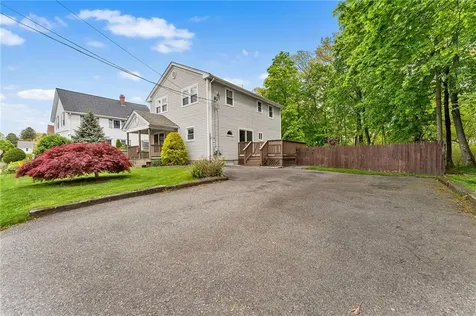 65 Redland Avenue East Providence RI 02916