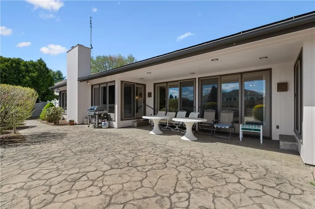 27 Alpine Estates Drive Cranston RI 02921