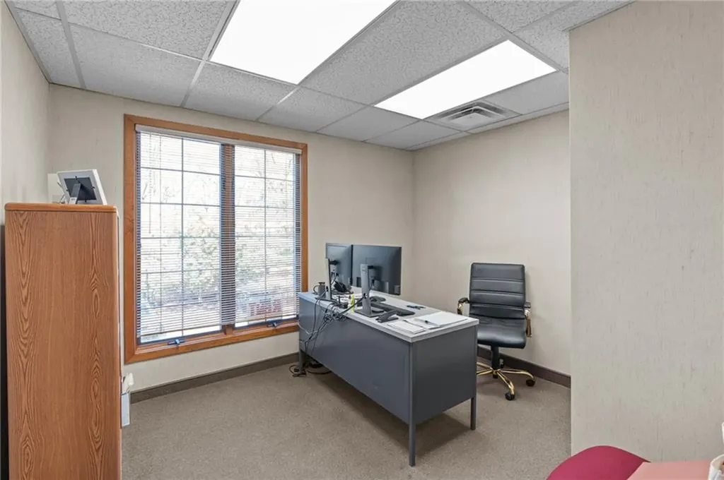 33 College Hill Road Warwick RI 02886