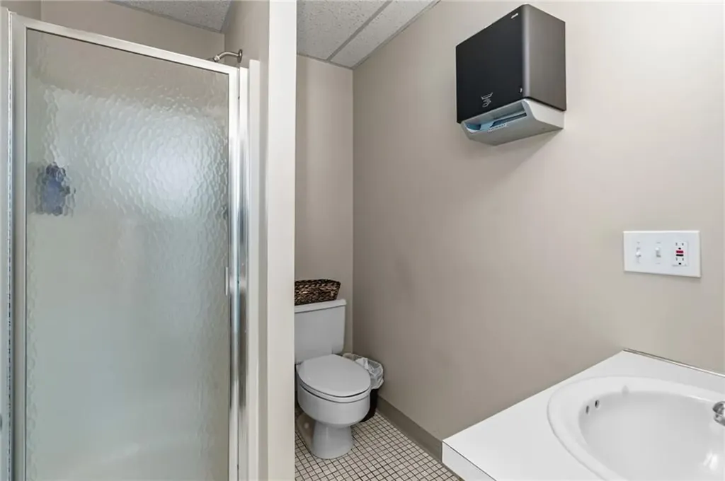 33 College Hill Road Warwick RI 02886
