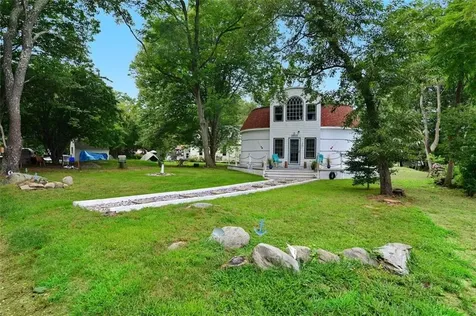 0 Bayberry Road Portsmouth RI 02871