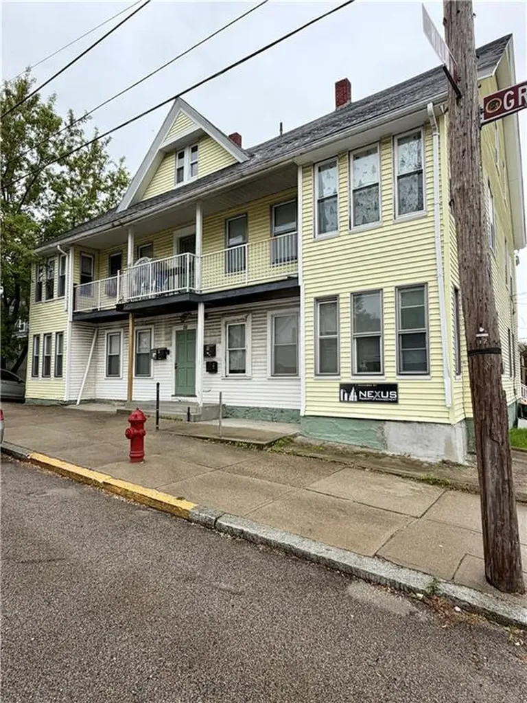191 Grove Street Woonsocket RI 02895