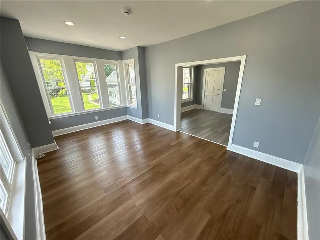 191 Grove Street Woonsocket RI 02895