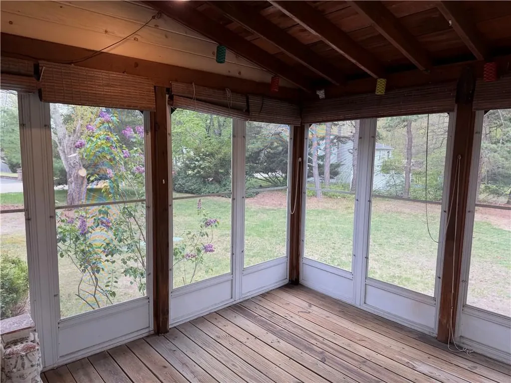 71 Jerry Lane North Kingstown RI 02852