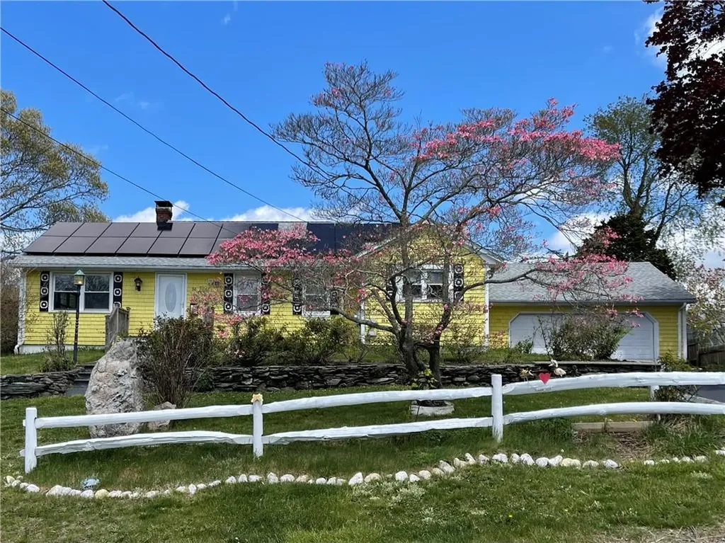 54 Durfee Road Tiverton RI 02878