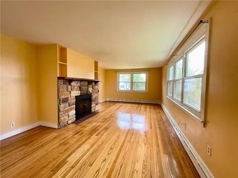 54 Durfee Road Tiverton RI 02878