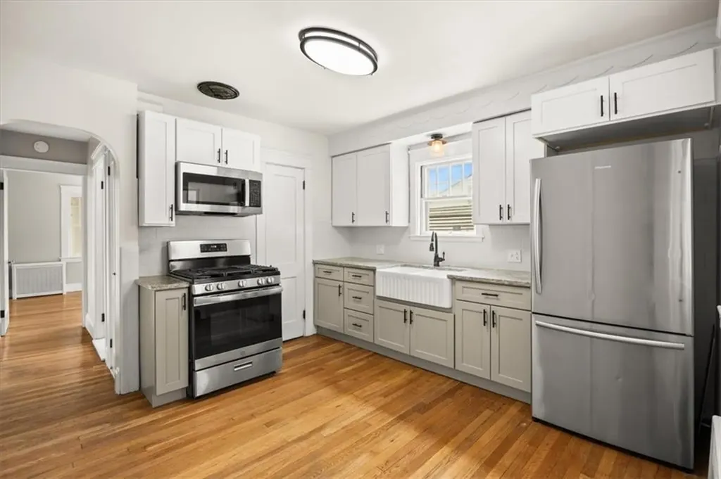 41 Ash Avenue Cranston RI 02910
