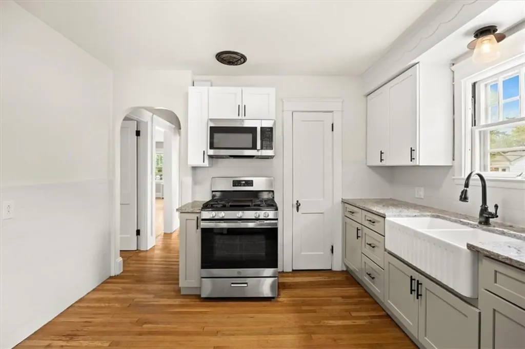 41 Ash Avenue Cranston RI 02910